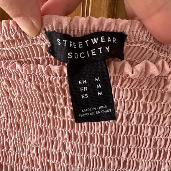 NWT Streetwear Society Pink Off Shoulder Top Puffy Sleeves Shirring Bust - Med - Picture 6 of 8